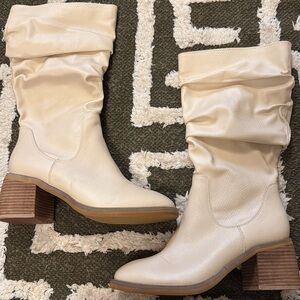Elegant Cream Altard State Slouch Boots